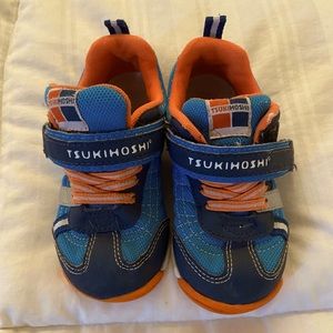 Tsukihoshi navy/tangerine sneaker size 8.5 toddler